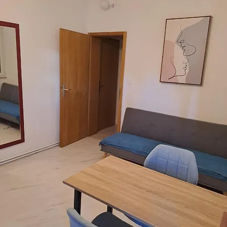 Biserka Apartamento *