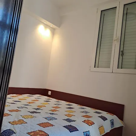 Apartment Biserka *